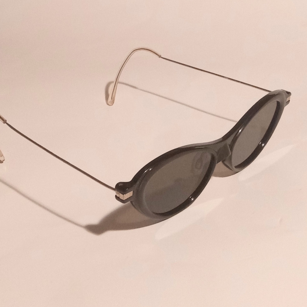 Vintage Prada Cateye Black Women's Sunglasses with Wire Arms